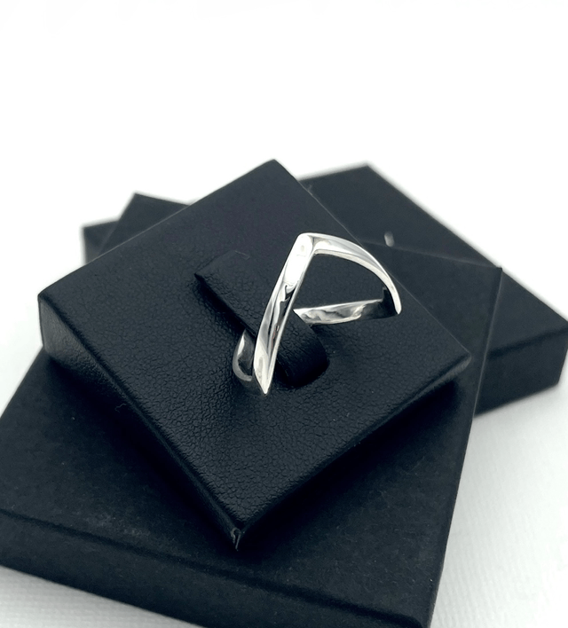 Bague wishbone