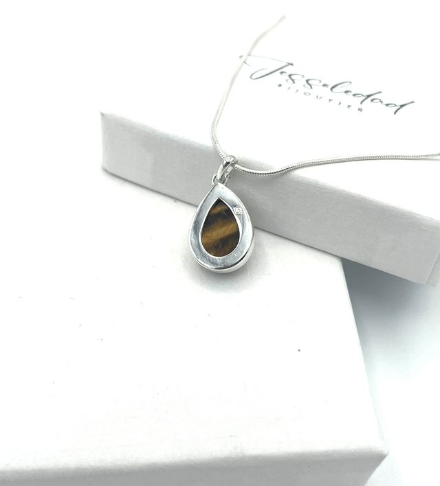 Pendentif œil de tigre