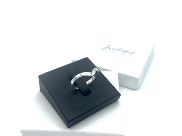 Bague valantino