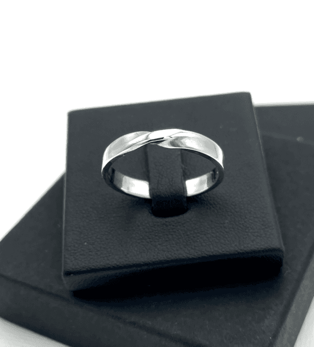 Bague Twist